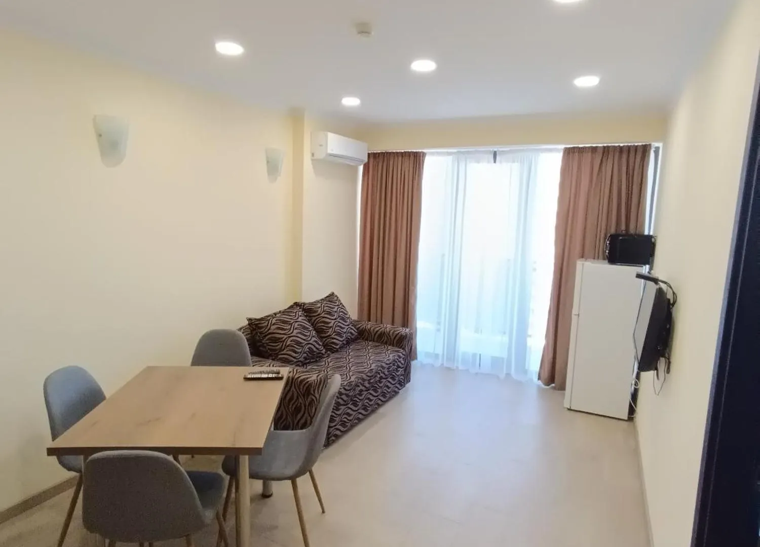 Batumi Orbi Beach Tower, Apartment 3 Rooms